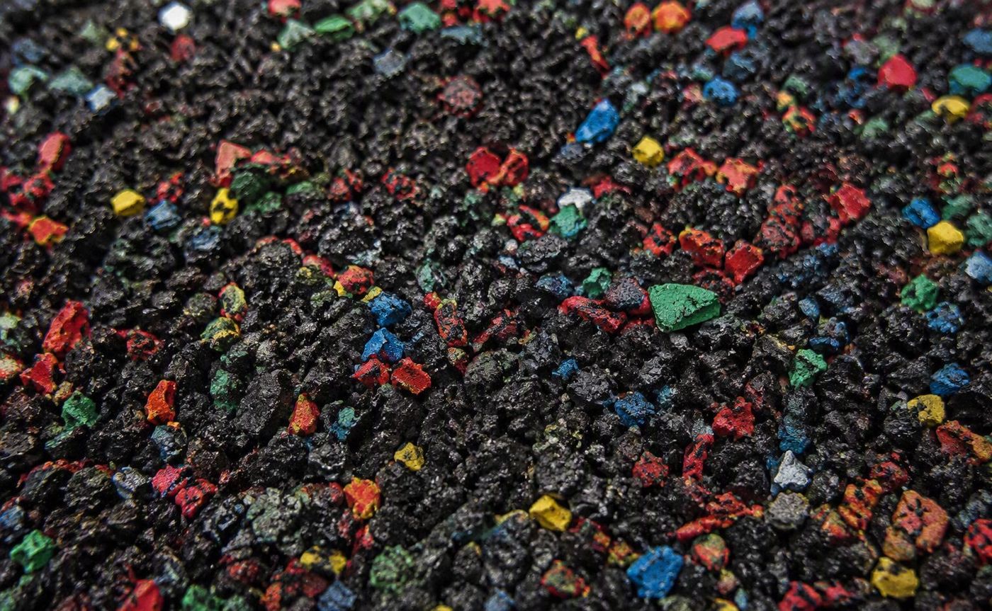 Recycled rubber granules